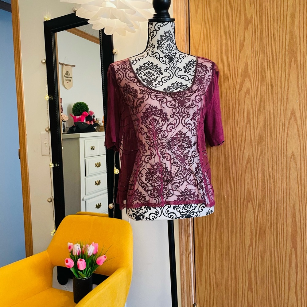 BKE Boutique women’s beaded lace sheer short sleeve top Large